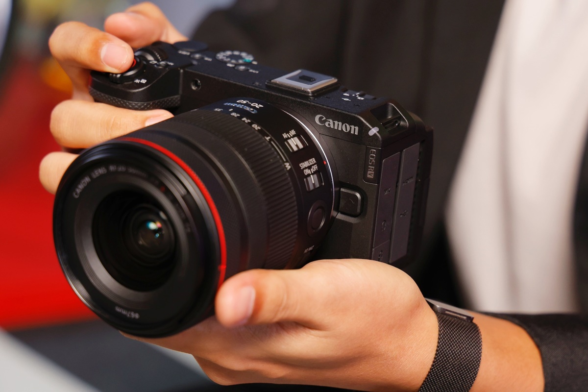 แคนนอนส่ง “EOS R6 V” ขึ้นแท่นกล้องสร้างเรื่อง ชูคอนเซ็ปต์ “กล้องเดียว เอา(ทุก)เรื่อง”